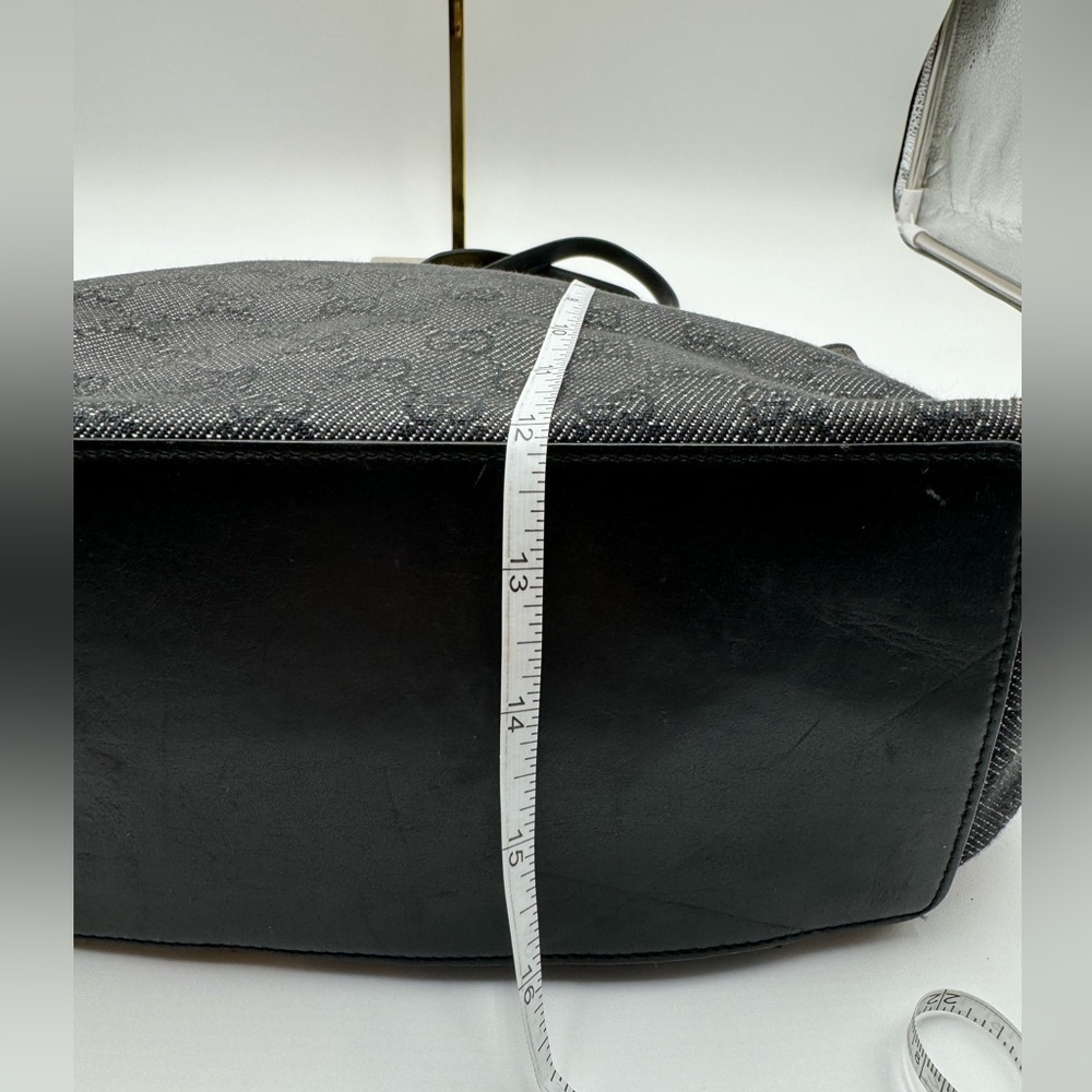 Gucci-Authentic-Vintage Tote Bag GG Black Denim/ Leather straps & Piping - Picture 11 of 16